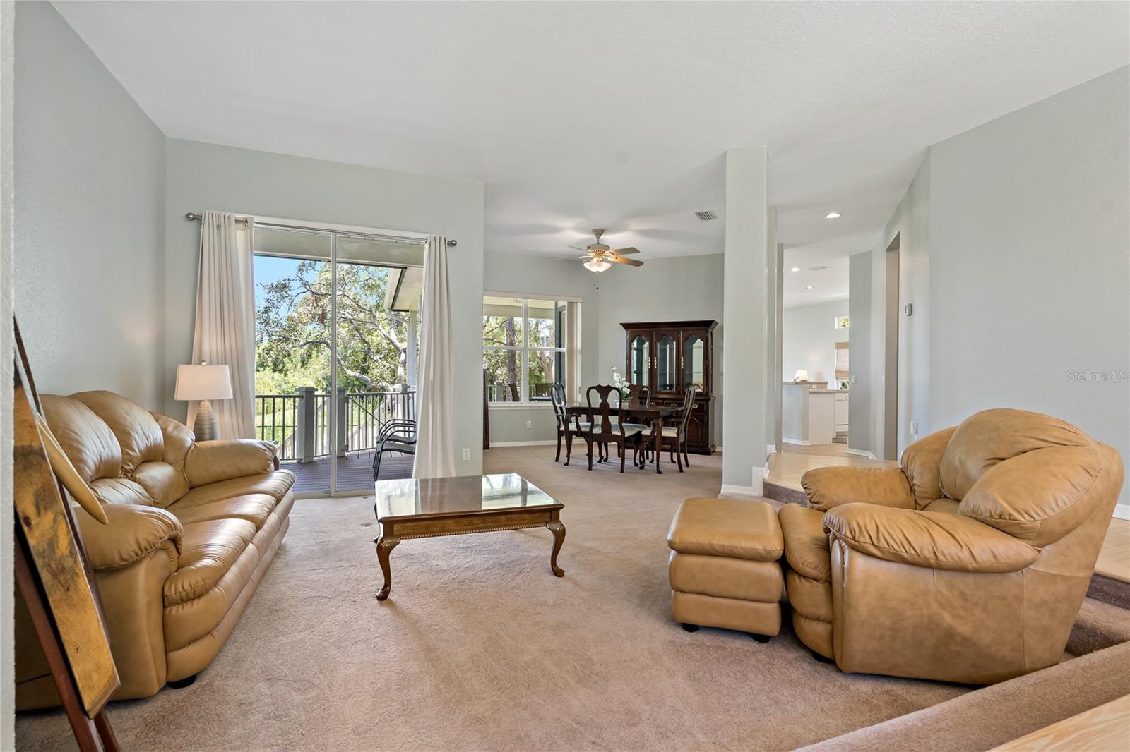 Listing photo id 16 for 389 Grand Bay Drive