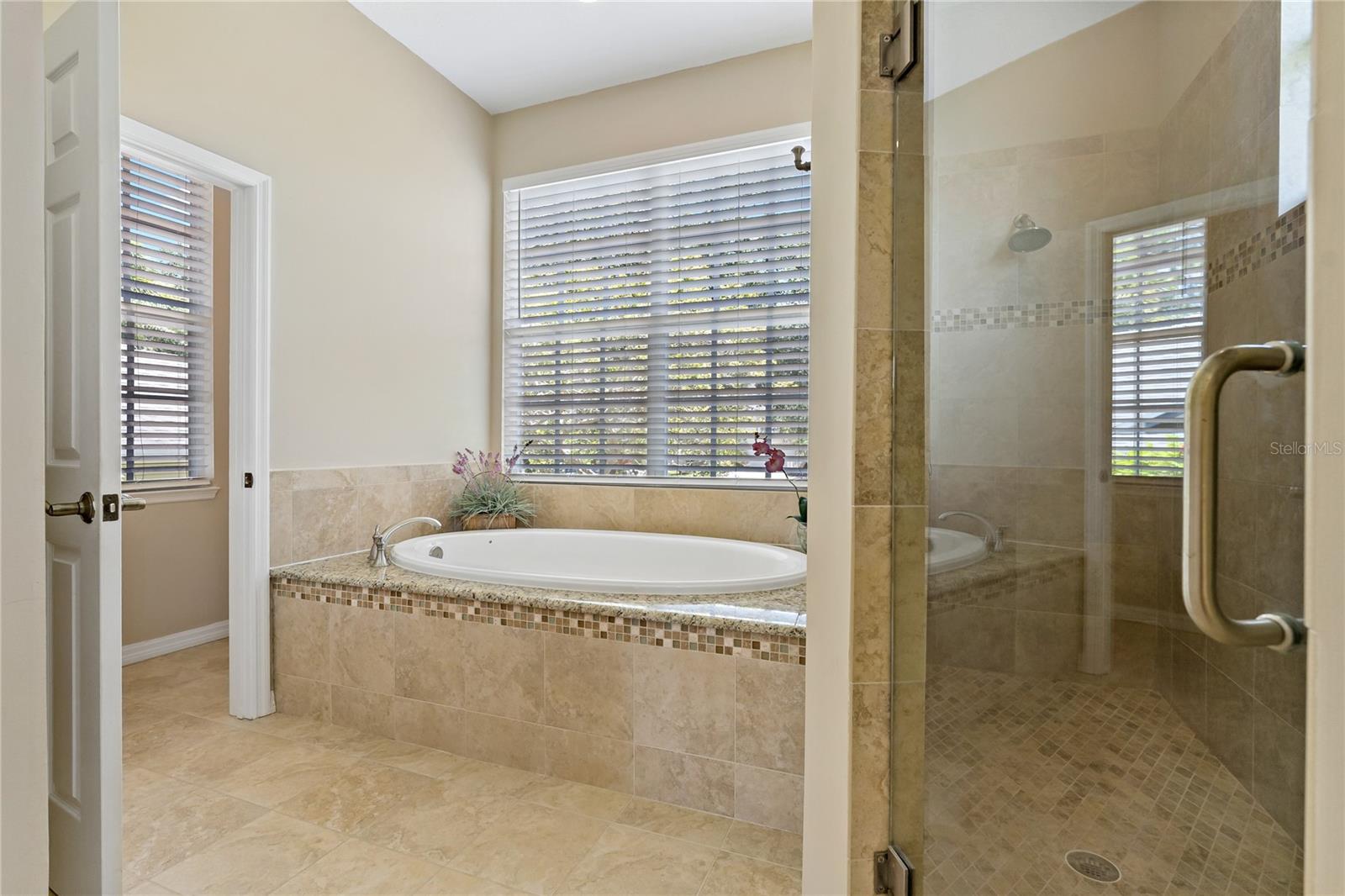 Listing photo id 21 for 389 Grand Bay Drive