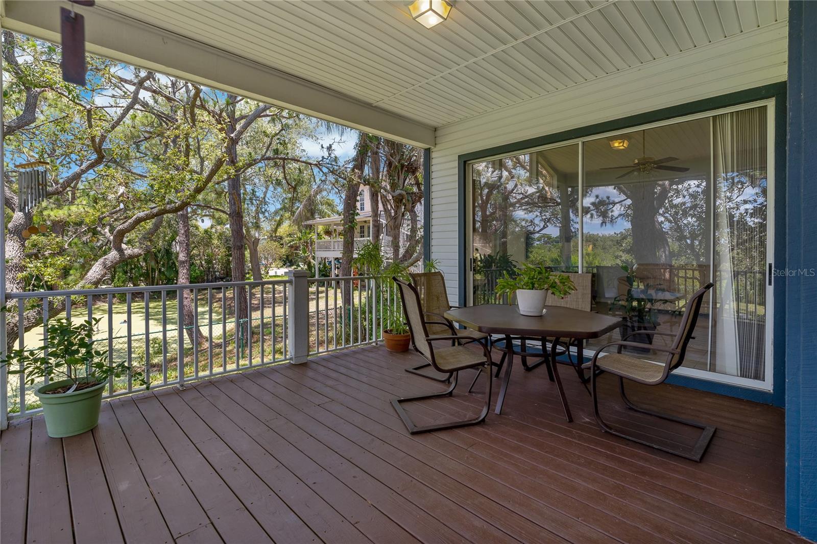 Listing photo id 33 for 389 Grand Bay Drive