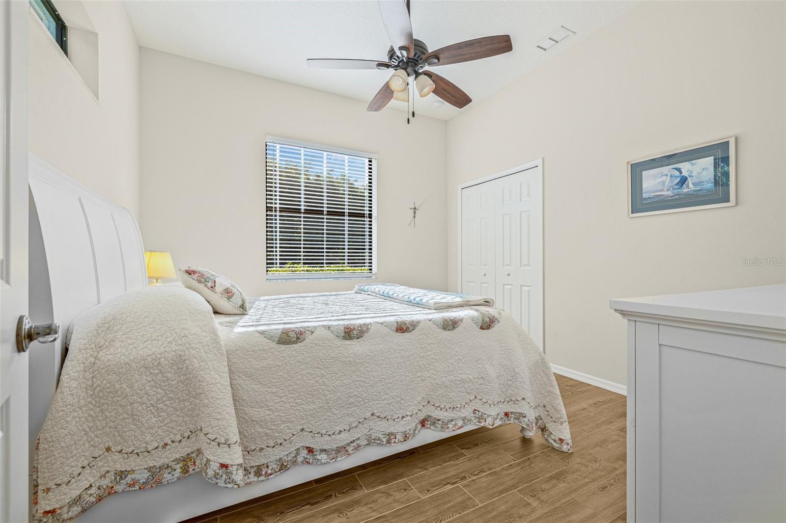 Image 16 of 47 For 15420 27th Court E