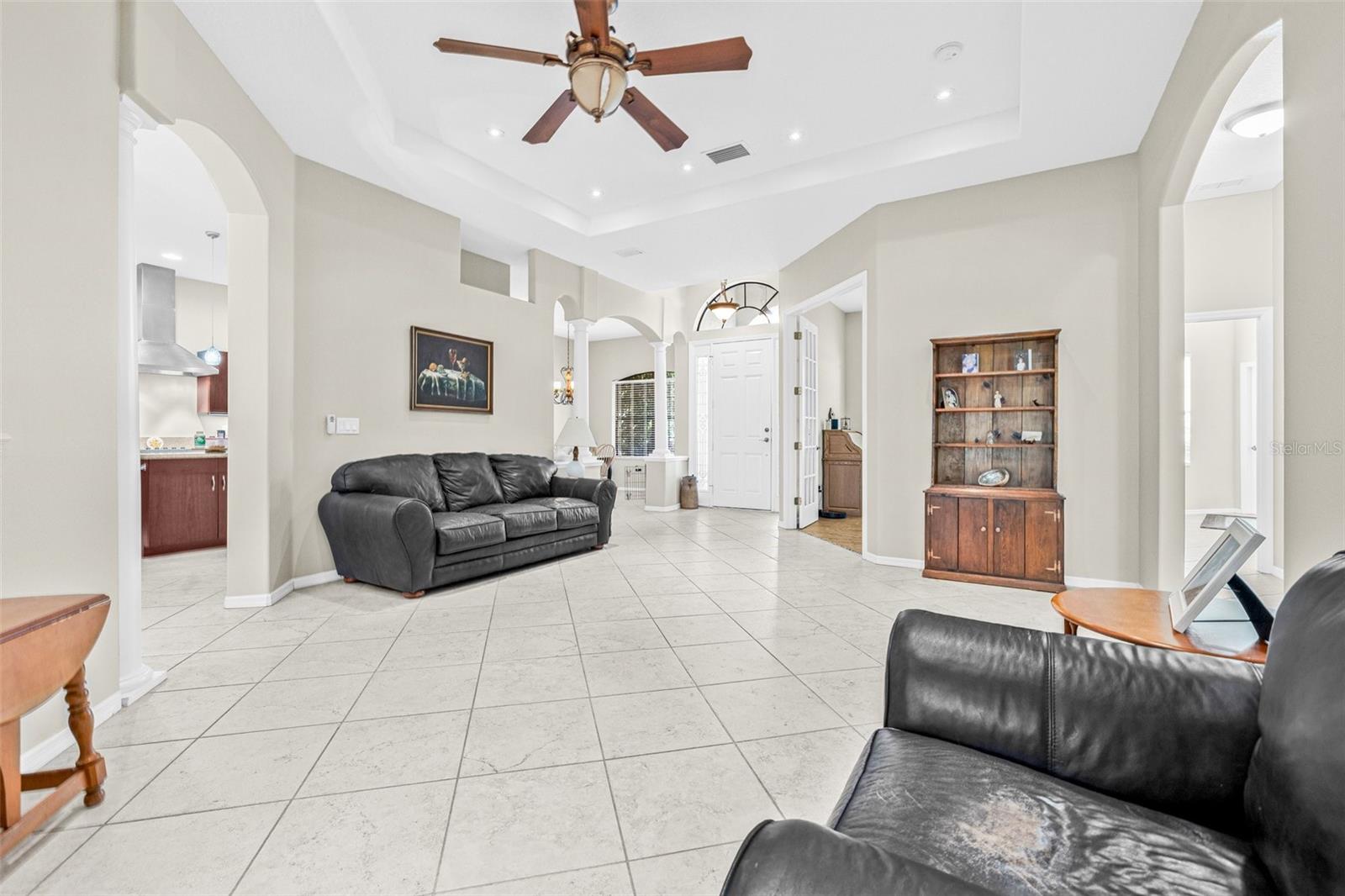 Image 18 of 47 For 15420 27th Court E