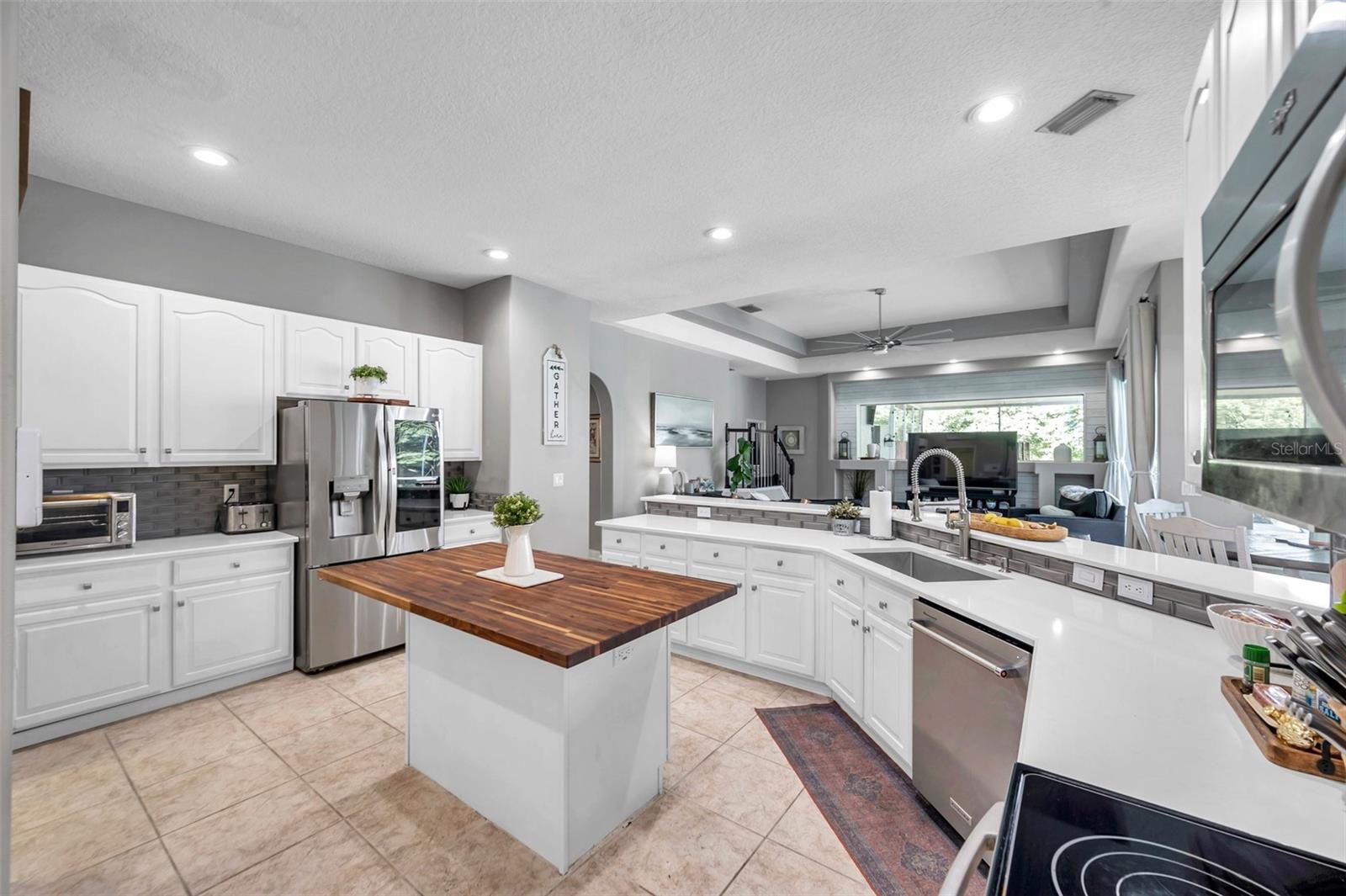 Image 14 of 72 For 9202 Brindlewood Drive