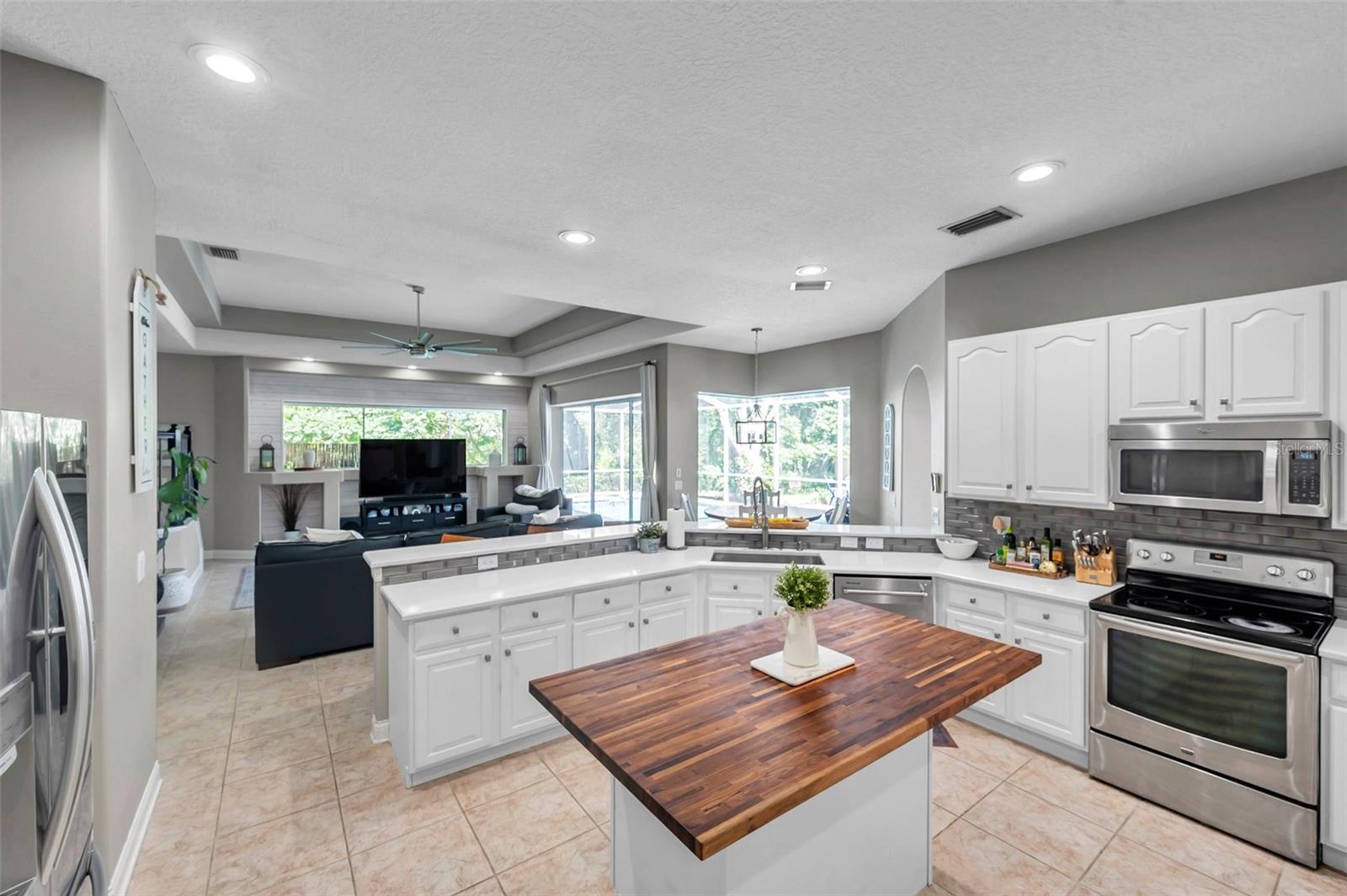 Image 15 of 72 For 9202 Brindlewood Drive