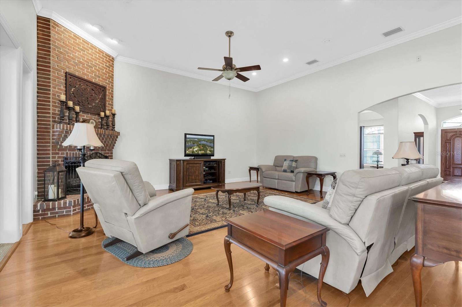 Image 9 of 61 For 11008 Nest Court