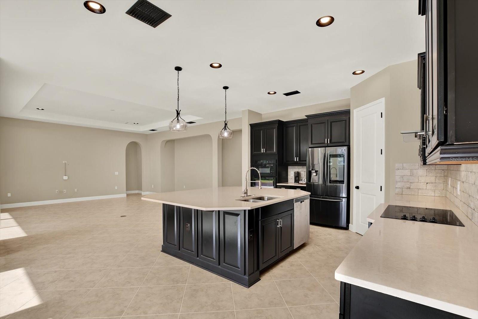 Image 10 of 65 For 2120 Gwynhurst Boulevard