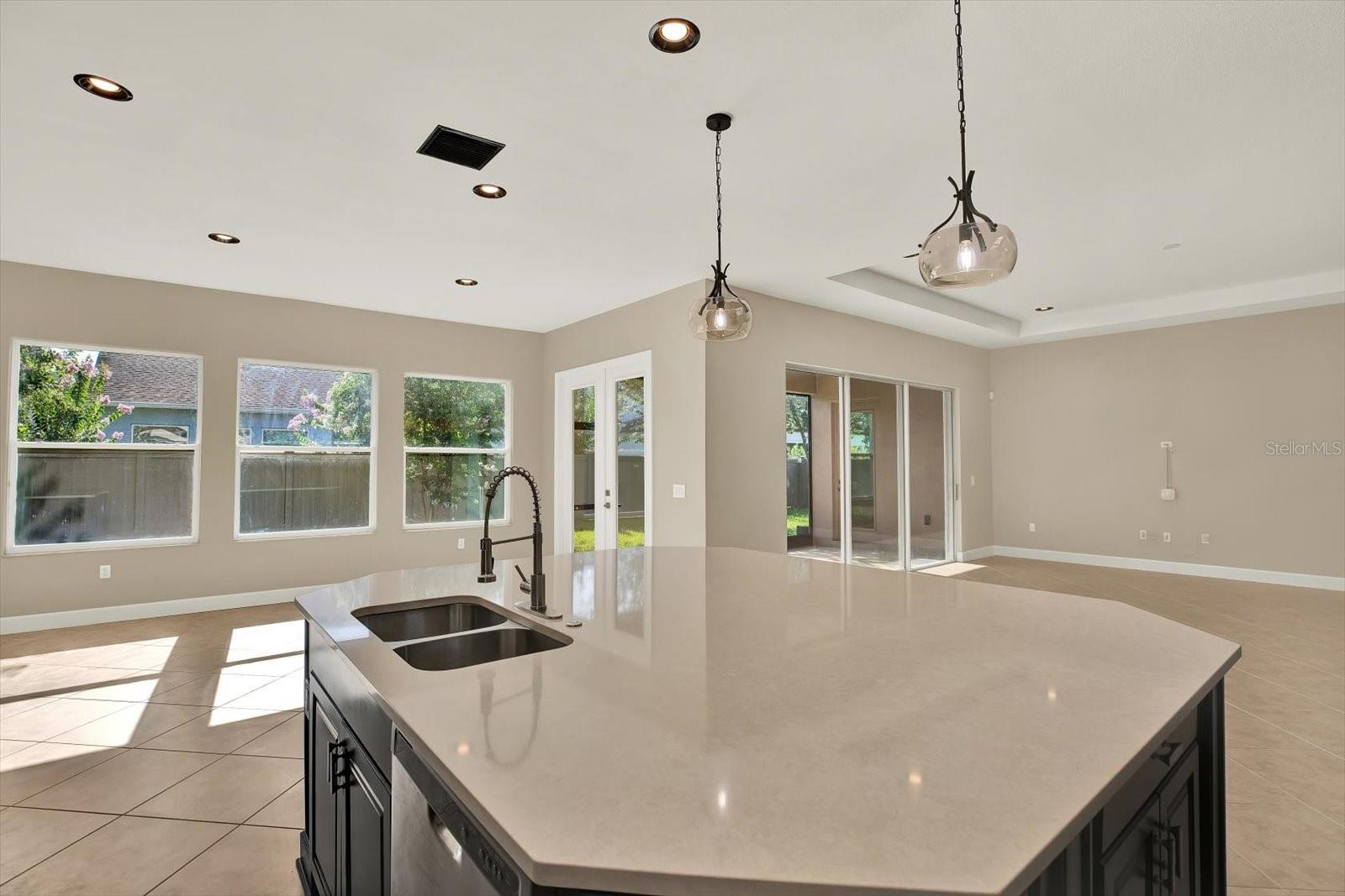 Image 11 of 65 For 2120 Gwynhurst Boulevard