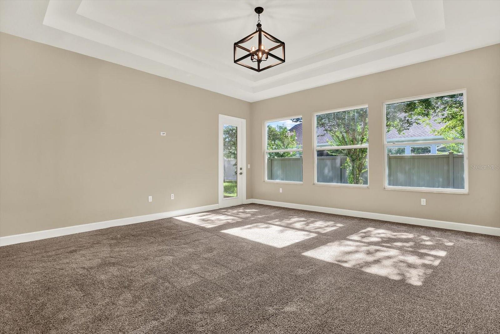 Image 22 of 65 For 2120 Gwynhurst Boulevard