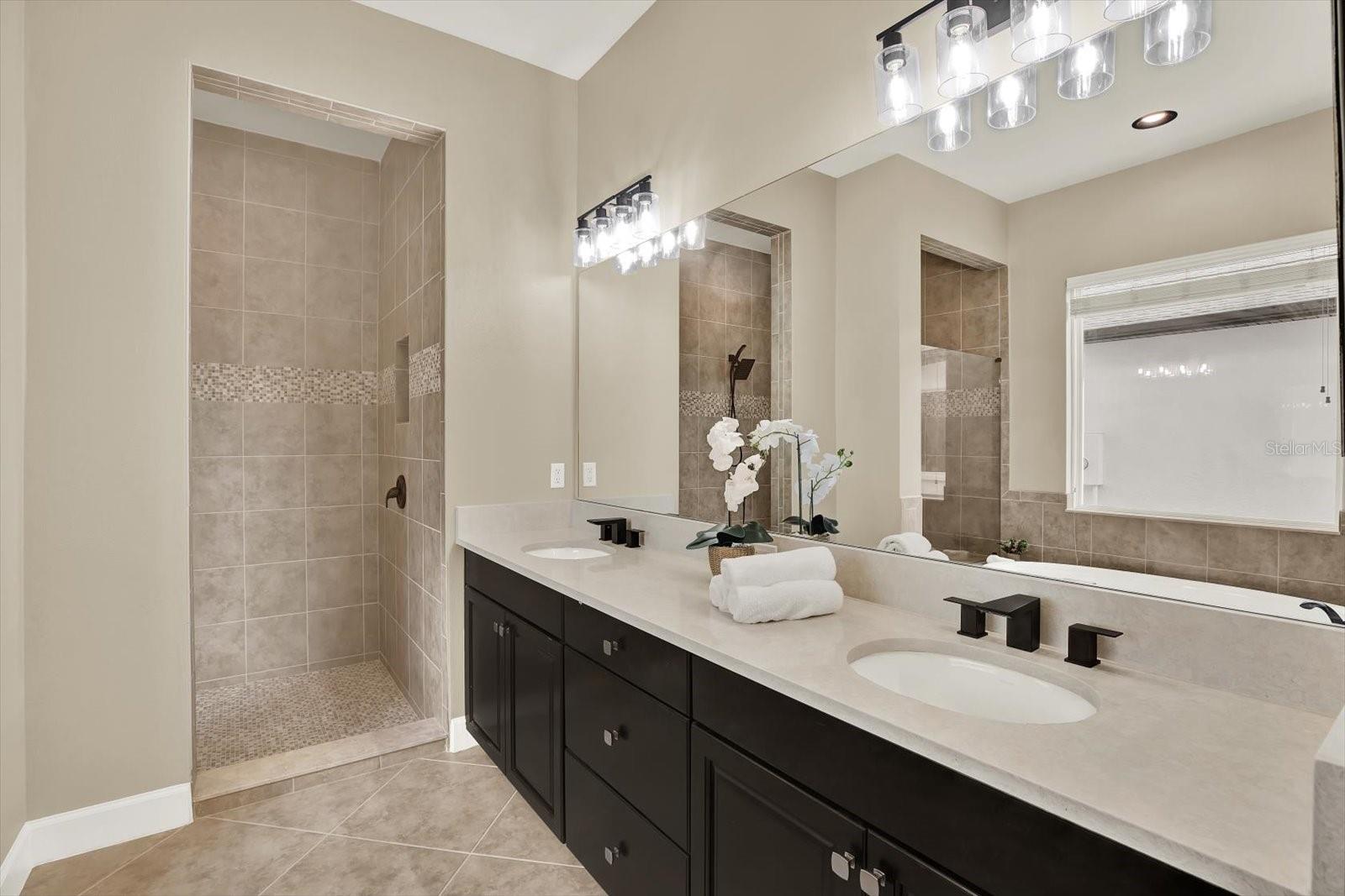 Image 24 of 65 For 2120 Gwynhurst Boulevard