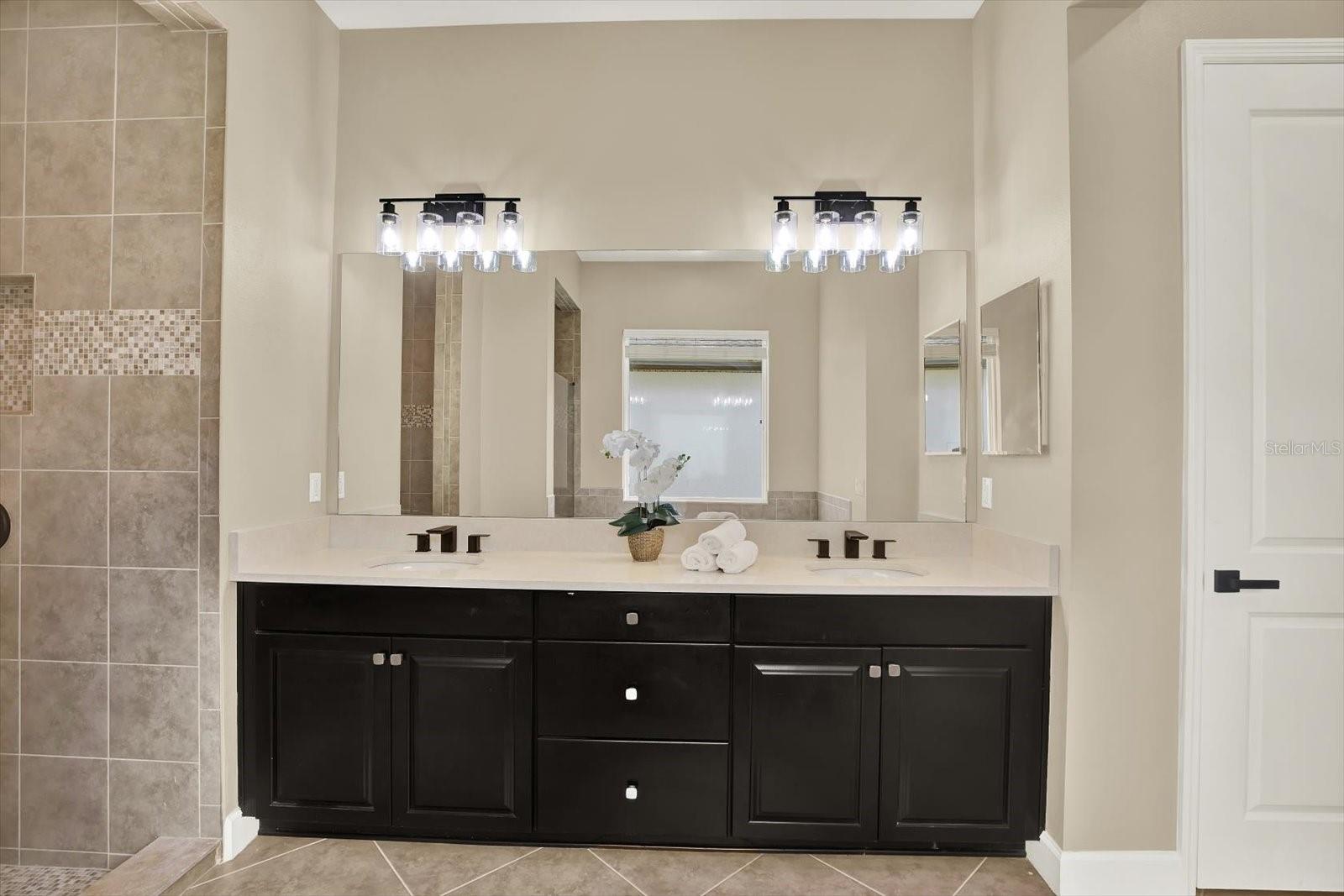 Image 27 of 65 For 2120 Gwynhurst Boulevard
