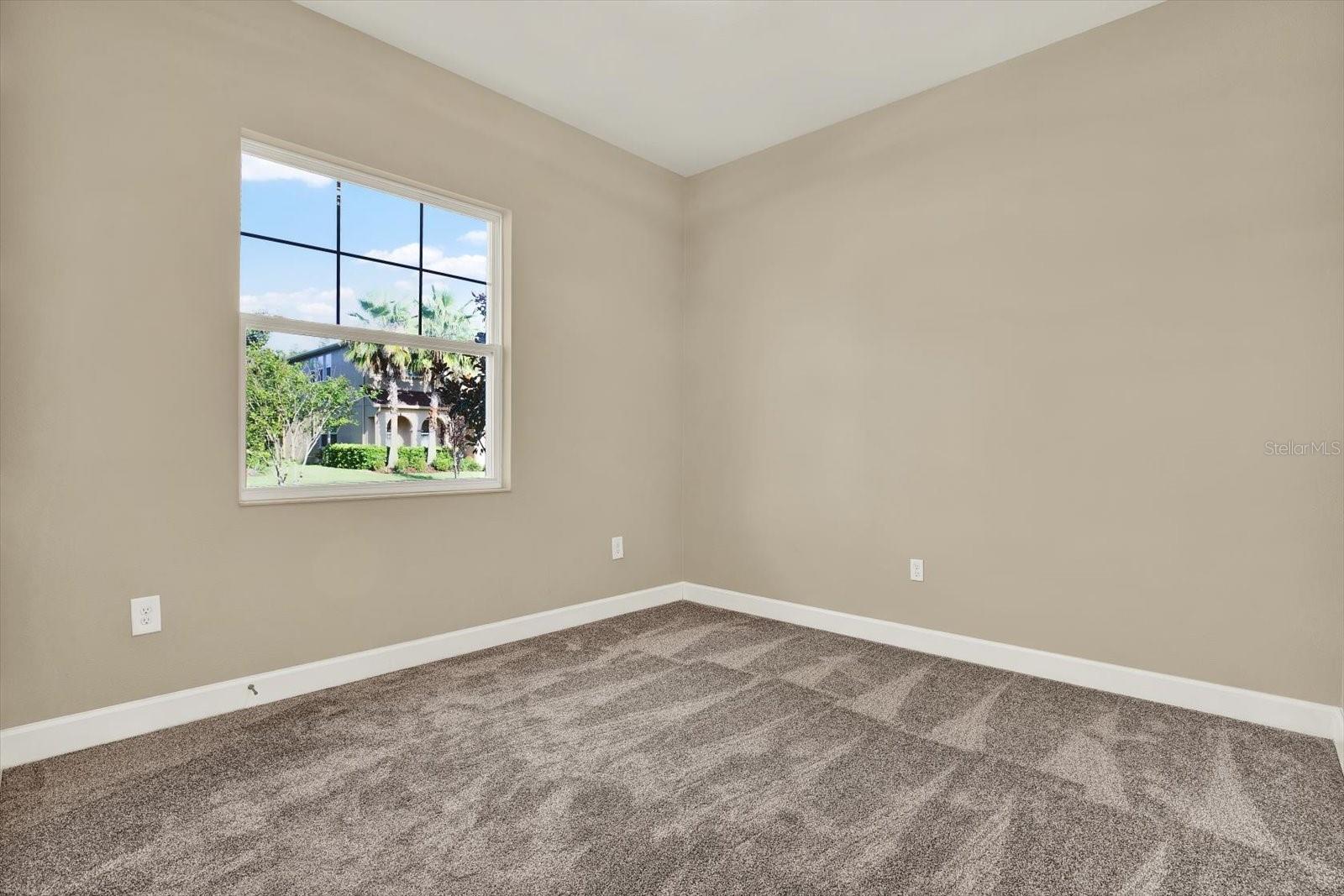 Image 32 of 65 For 2120 Gwynhurst Boulevard