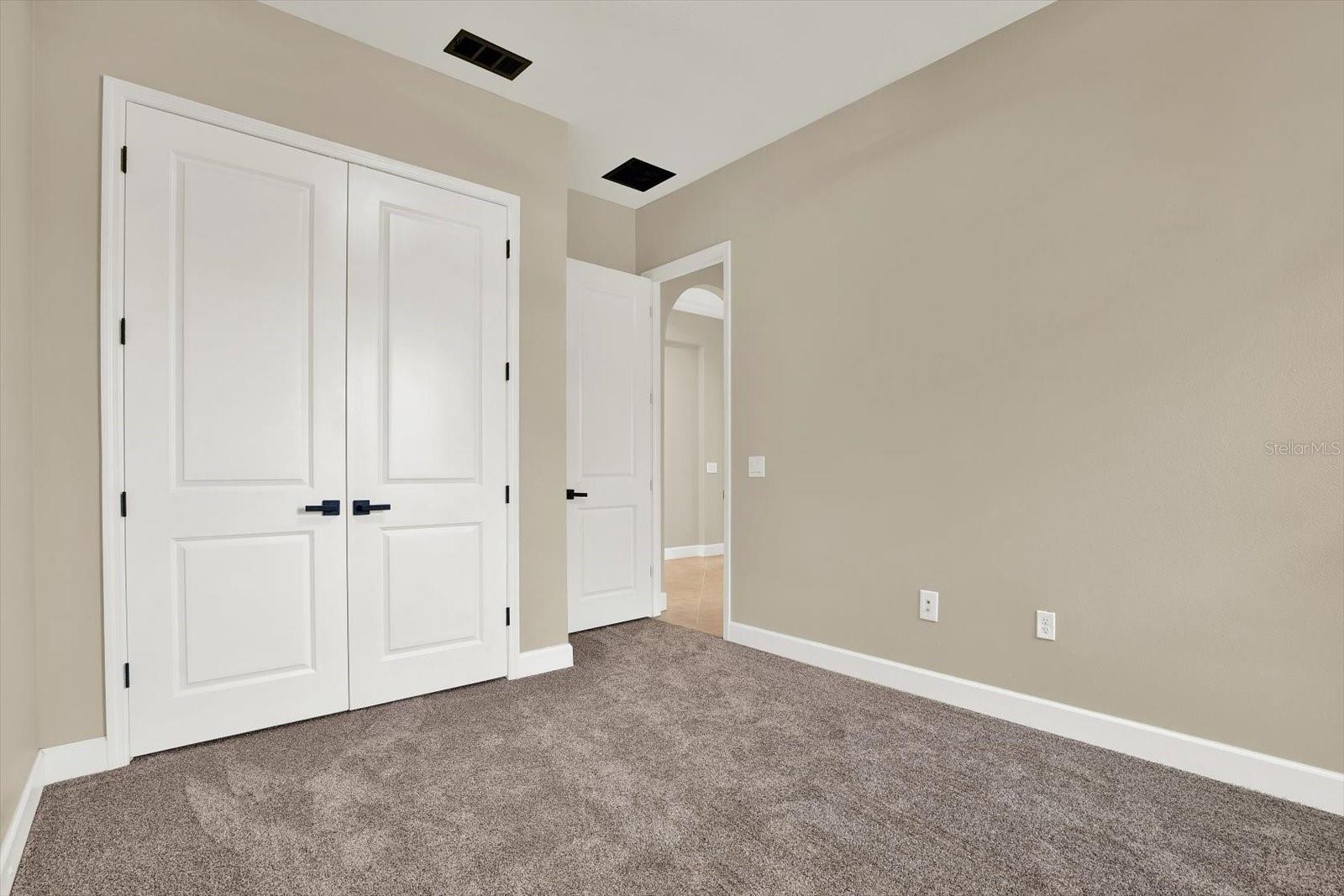 Image 35 of 65 For 2120 Gwynhurst Boulevard
