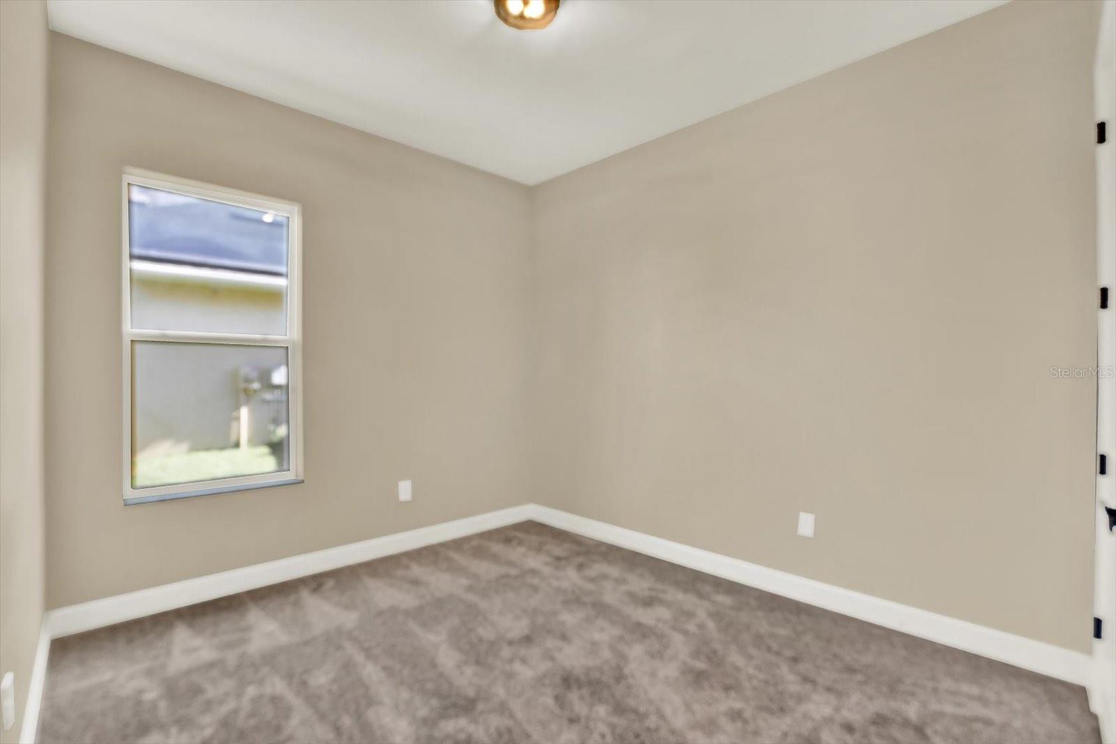 Image 36 of 65 For 2120 Gwynhurst Boulevard
