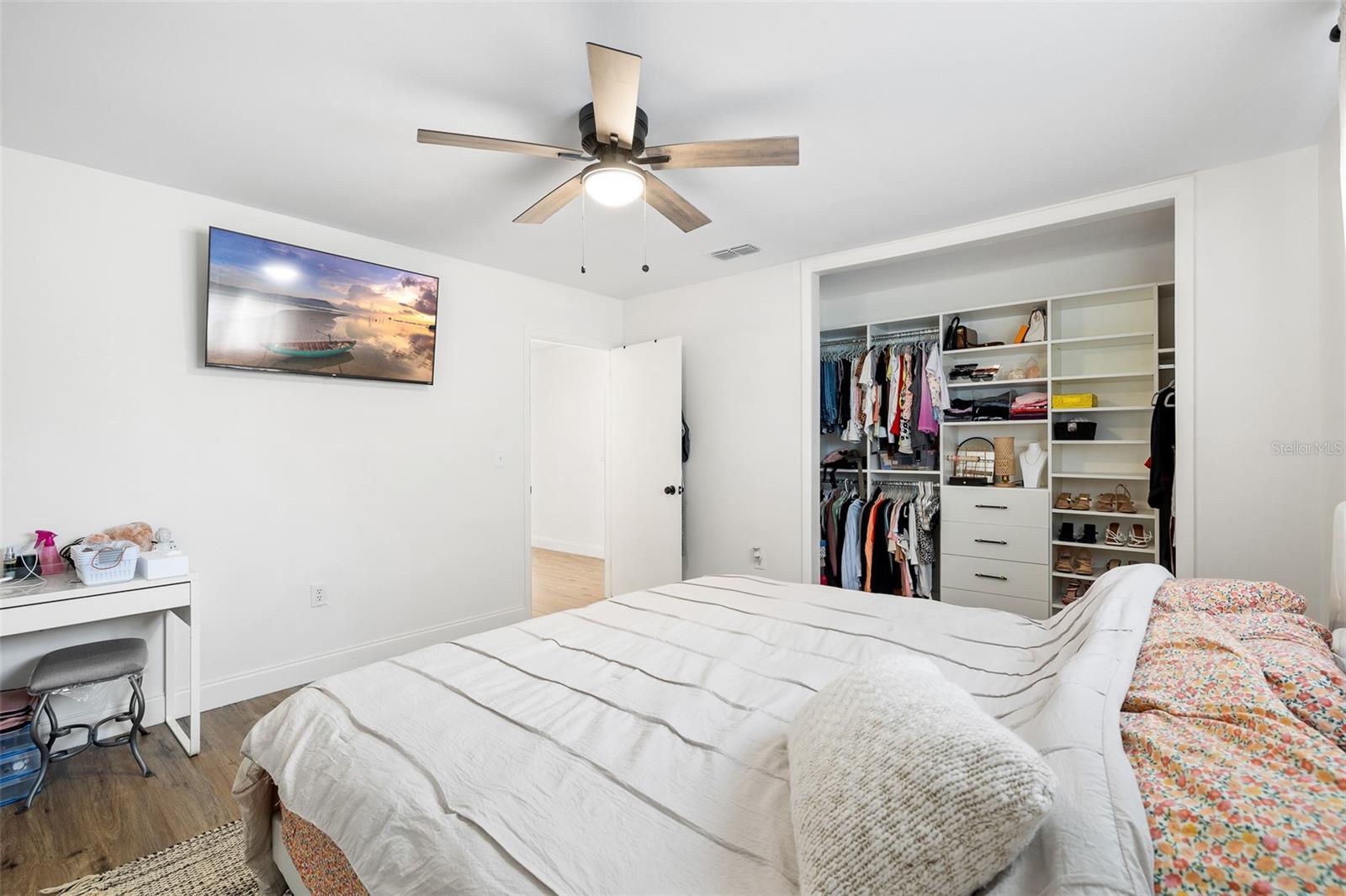 Image 13 of 28 For 5055 9th Street