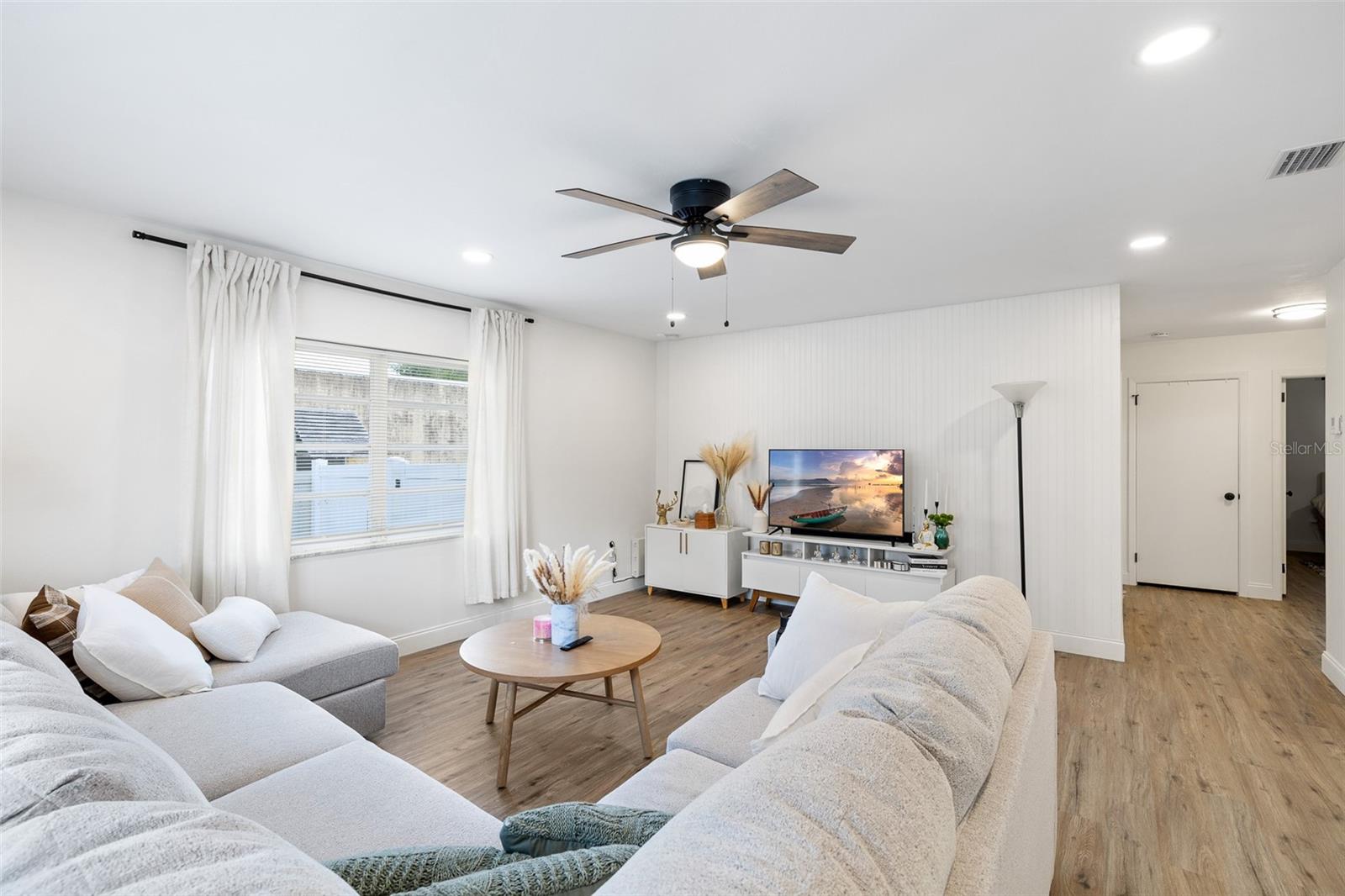 Image 7 of 28 For 5055 9th Street