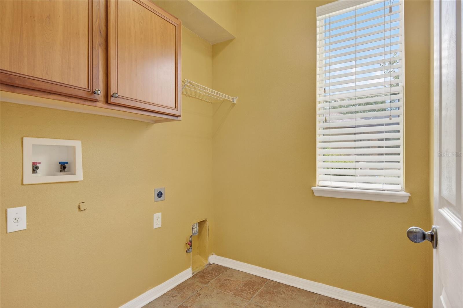 Image 11 of 65 For 16102 Colchester Palms Drive