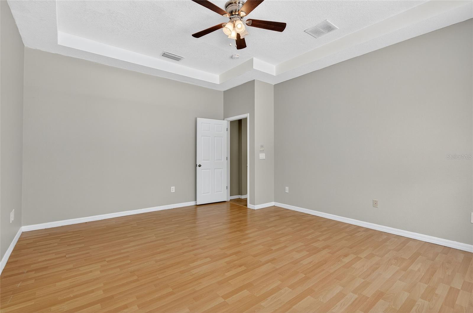 Image 31 of 65 For 16102 Colchester Palms Drive