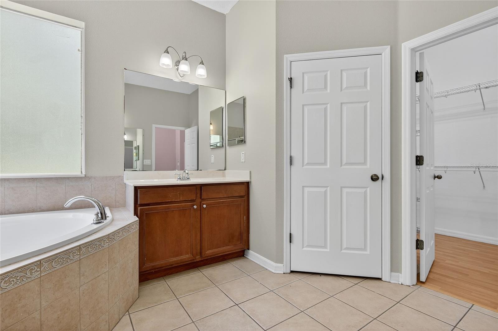 Image 34 of 65 For 16102 Colchester Palms Drive