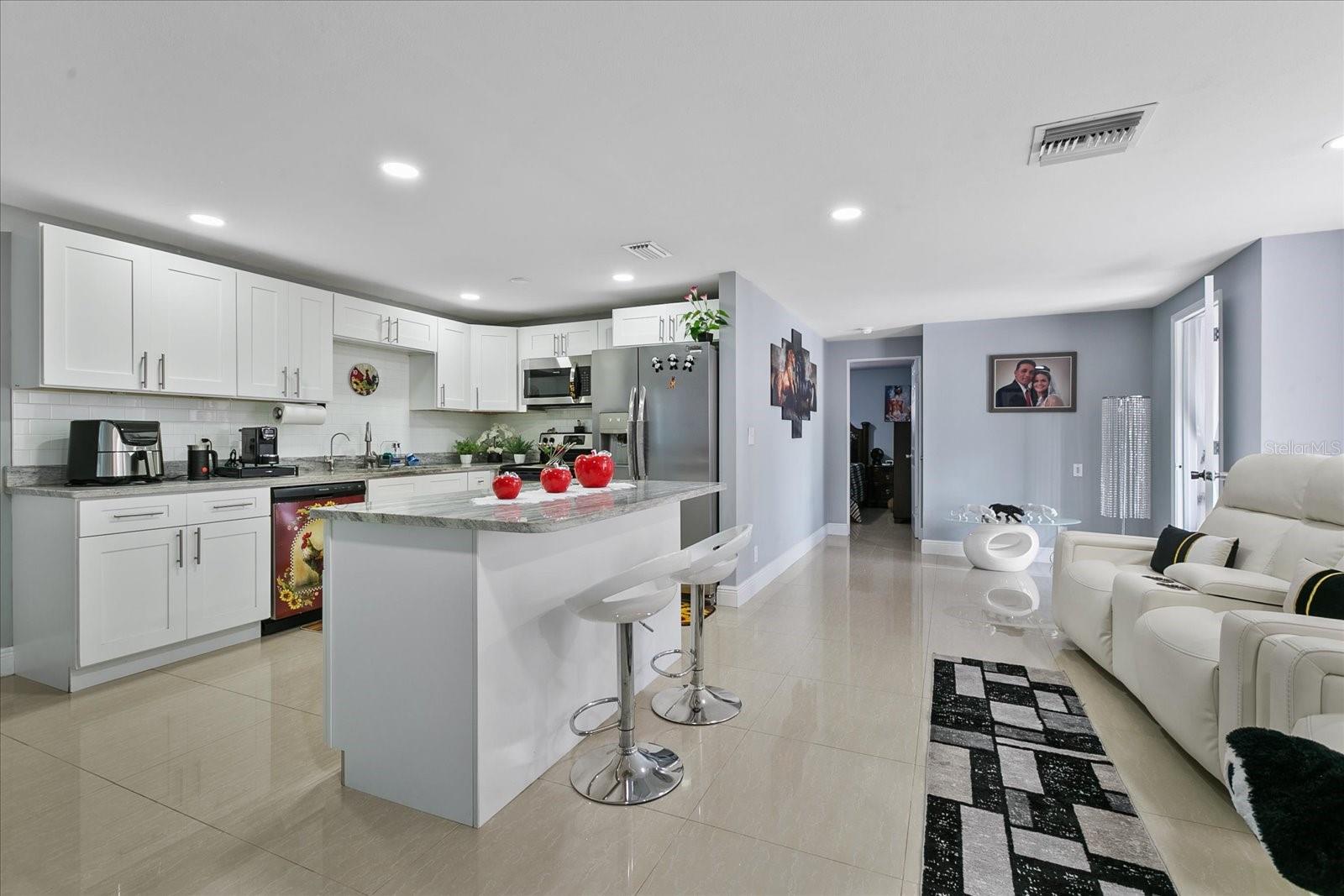 Image 10 of 41 For 8310 Pat Boulevard