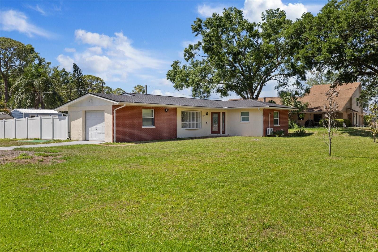 Image 2 of 41 For 8310 Pat Boulevard