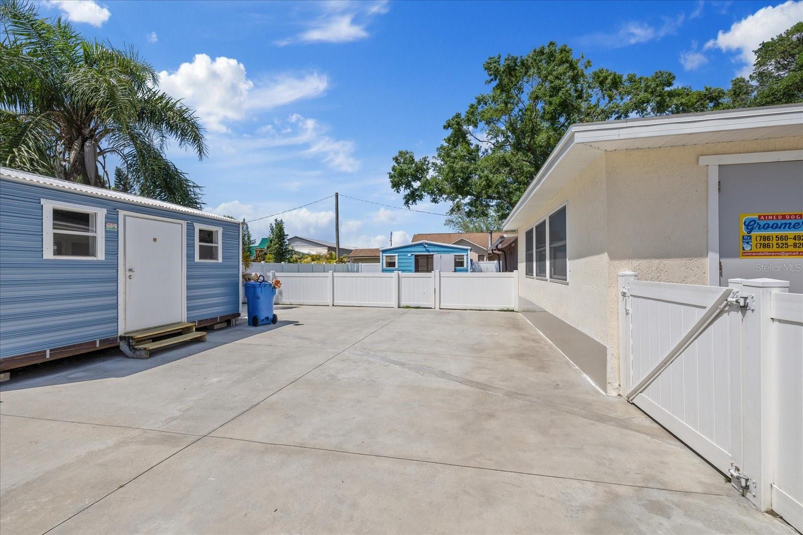 Image 29 of 41 For 8310 Pat Boulevard
