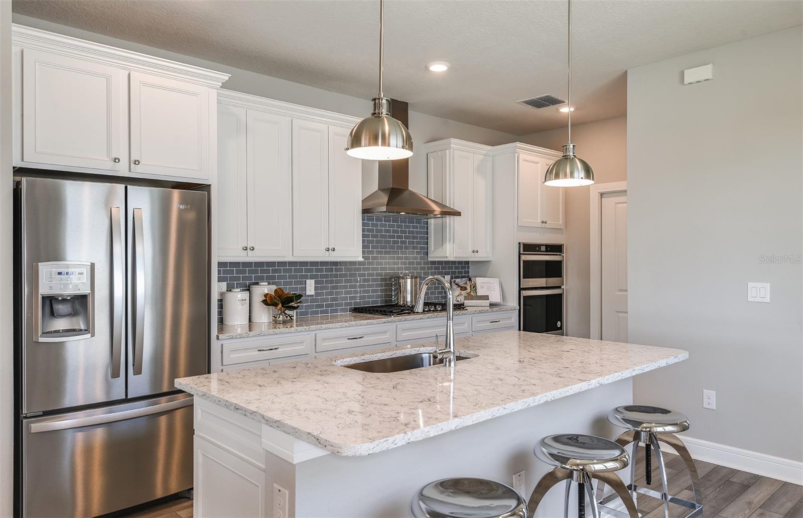 Image 3 of 25 For 13733 Canyon Ridge Road