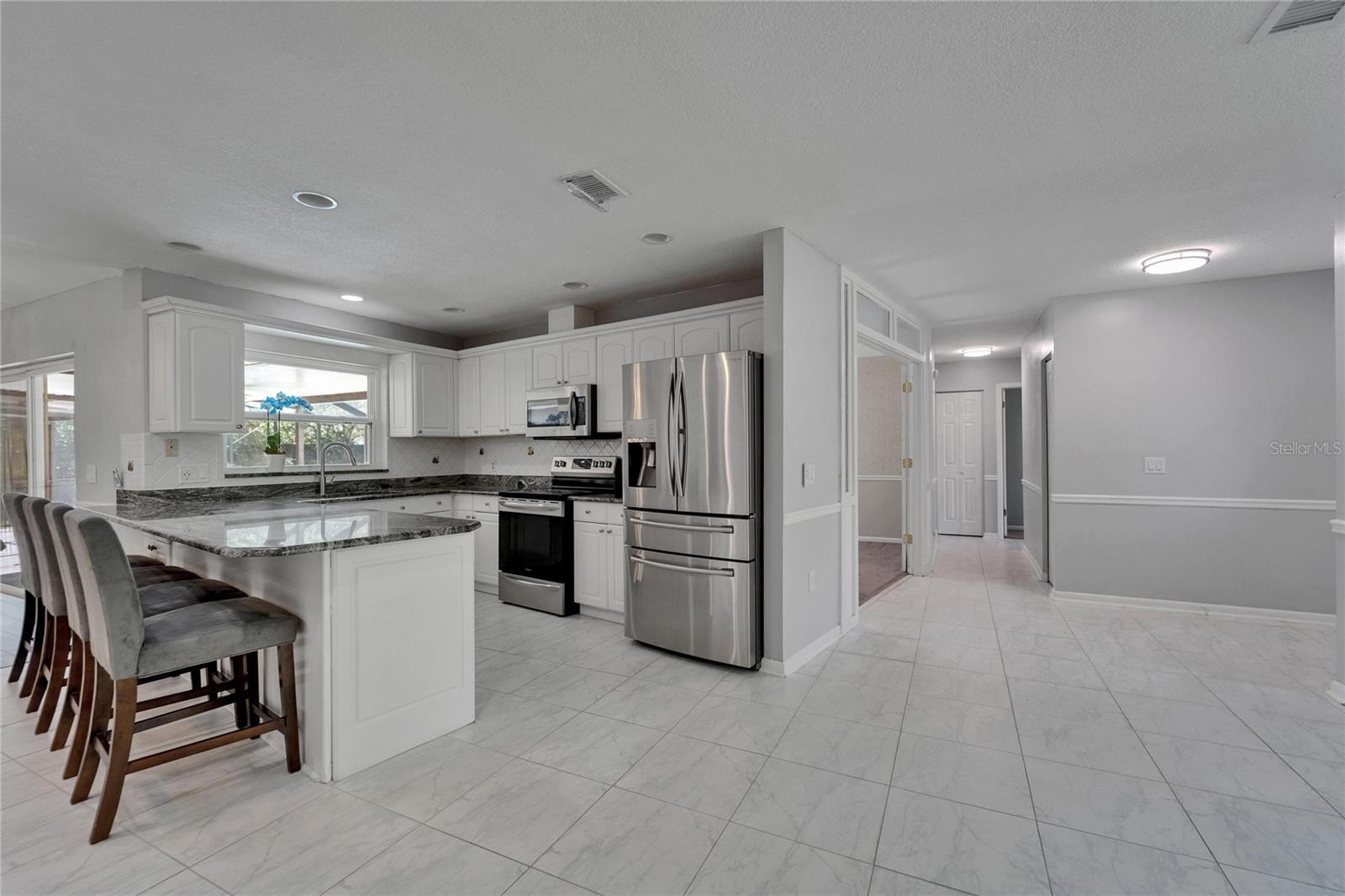 Image 12 of 59 For 9403 Bellhaven Street