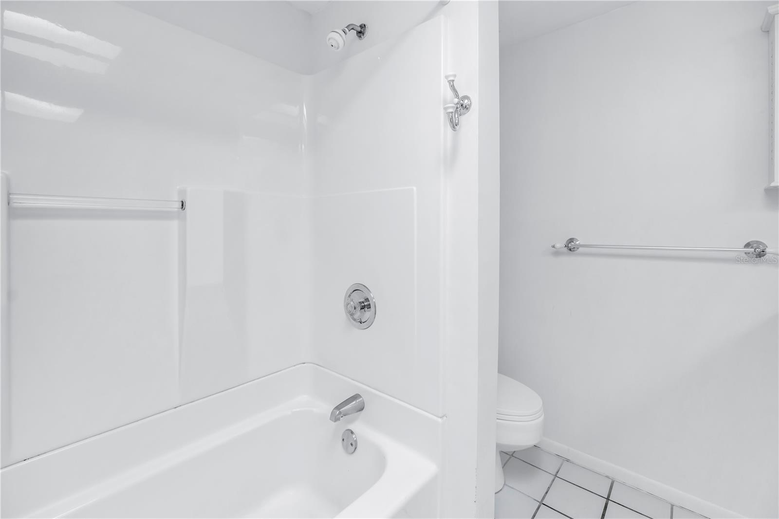 Image 19 of 53 For 500 Osceola Avenue 211