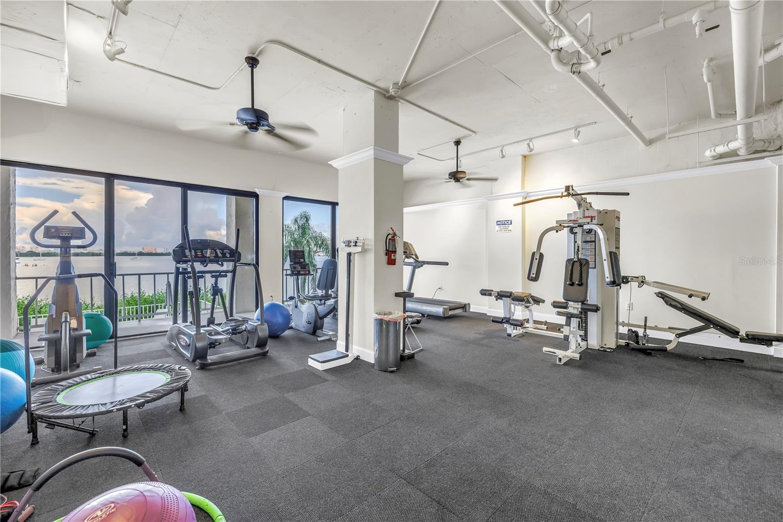 Image 41 of 53 For 500 Osceola Avenue 211