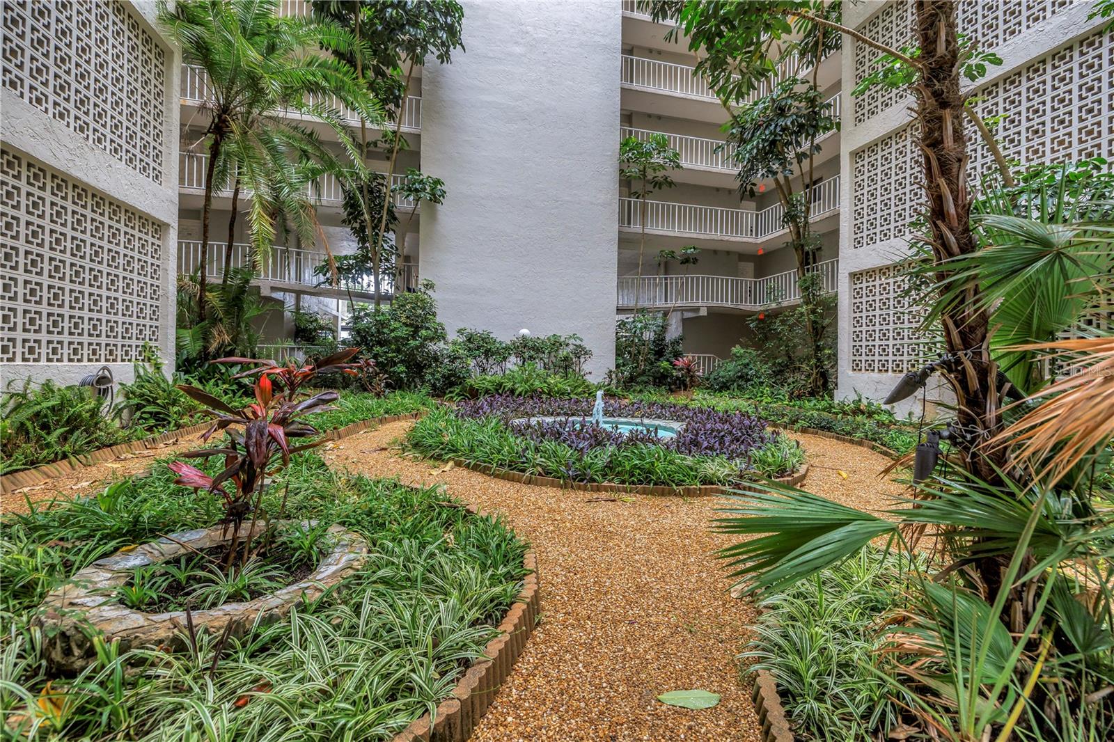 Image 46 of 53 For 500 Osceola Avenue 211