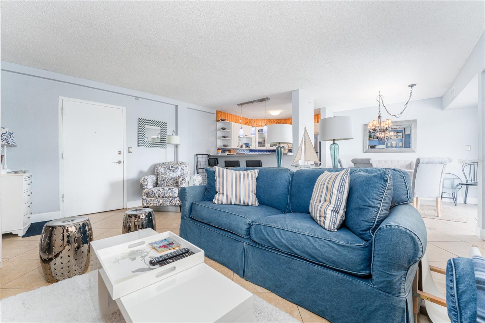 Image 11 of 40 For 3315 58th Avenue S 512