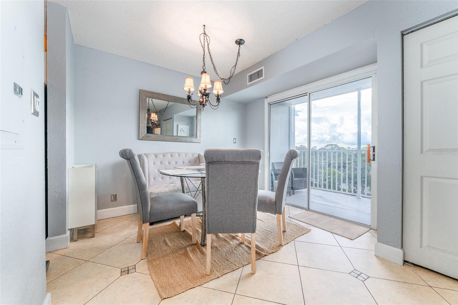 Image 12 of 40 For 3315 58th Avenue S 512