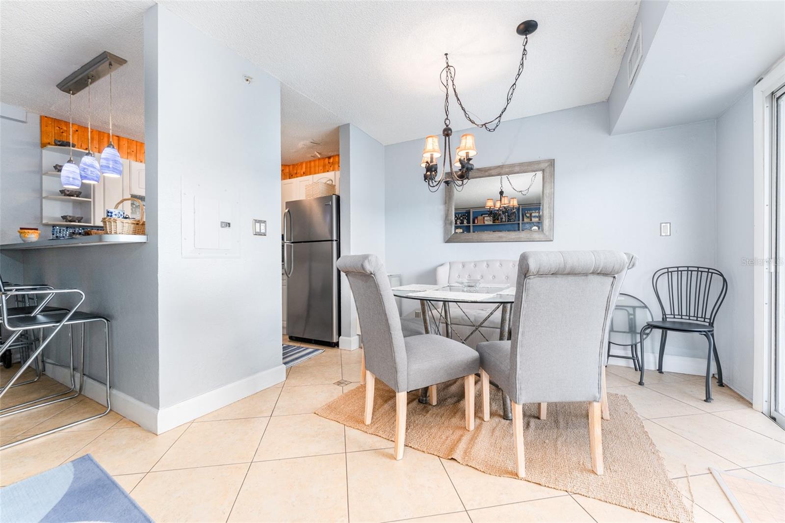 Image 13 of 40 For 3315 58th Avenue S 512
