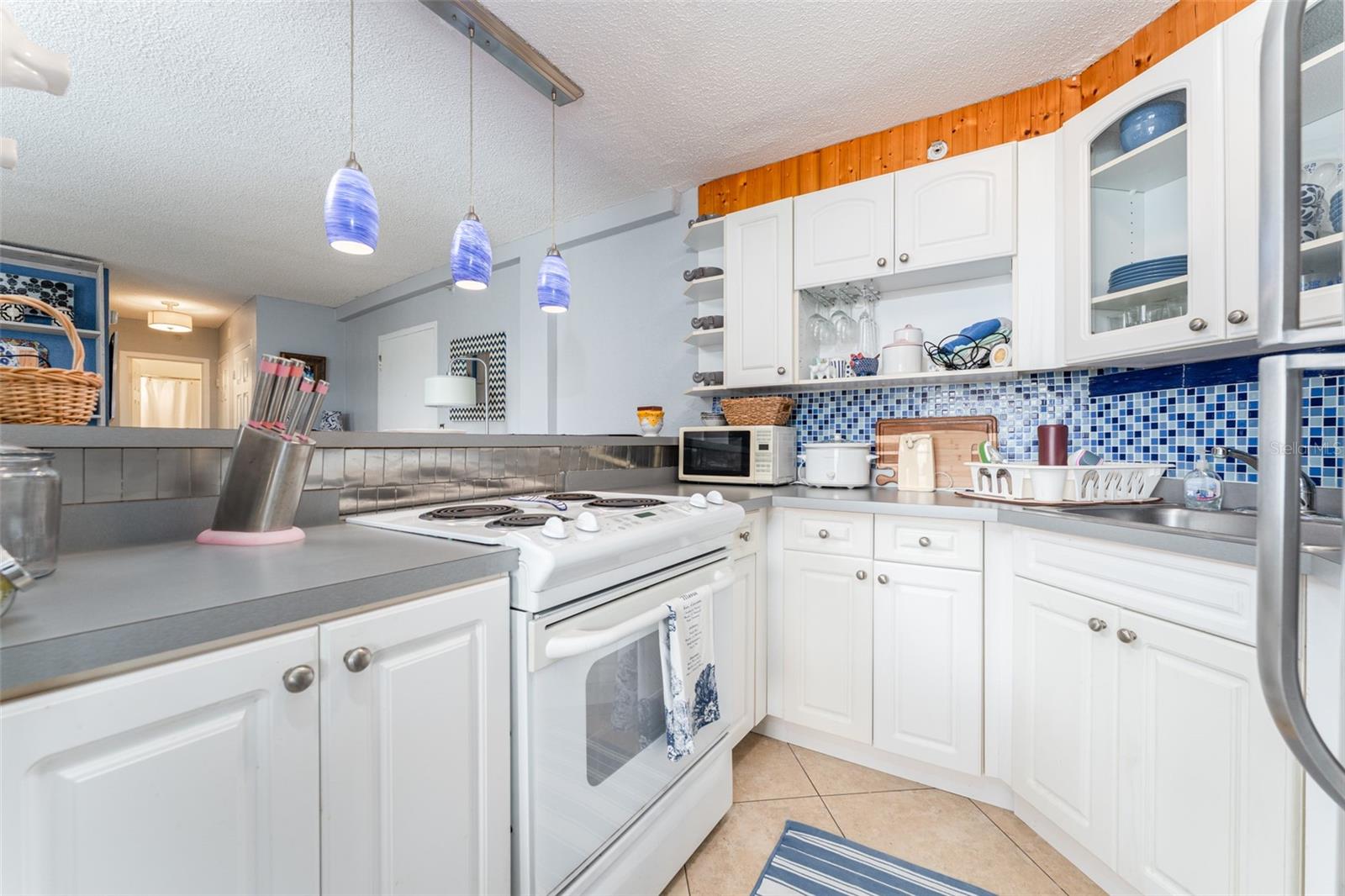 Image 14 of 40 For 3315 58th Avenue S 512
