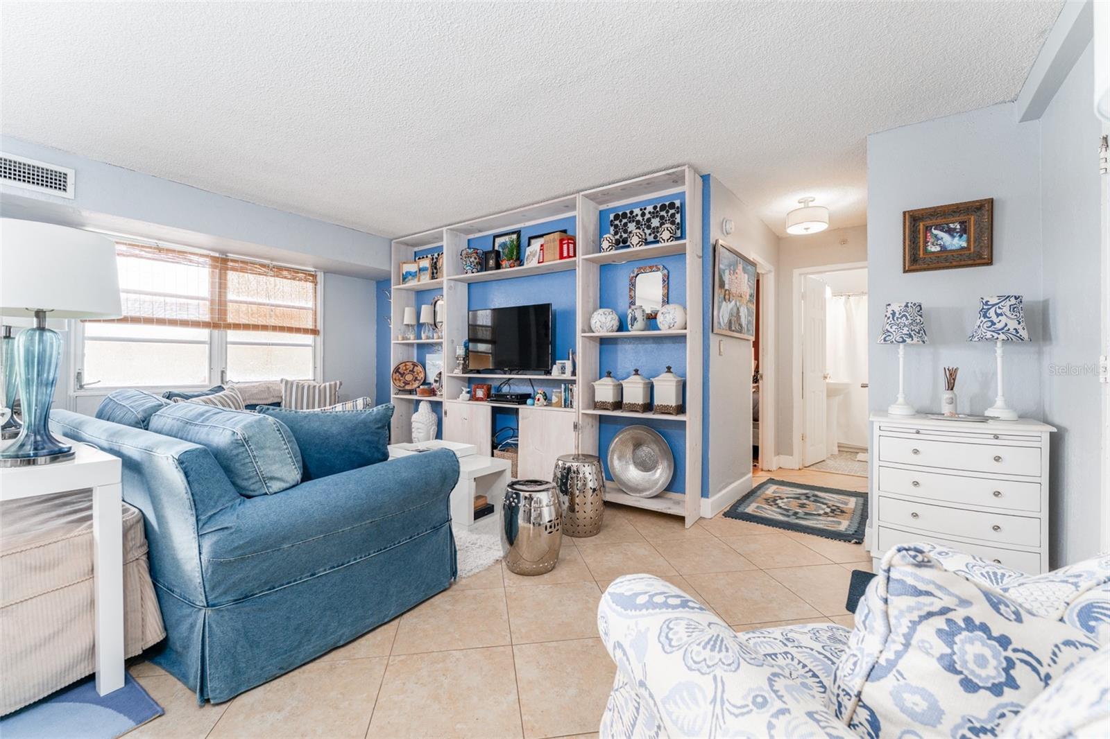 Image 9 of 40 For 3315 58th Avenue S 512