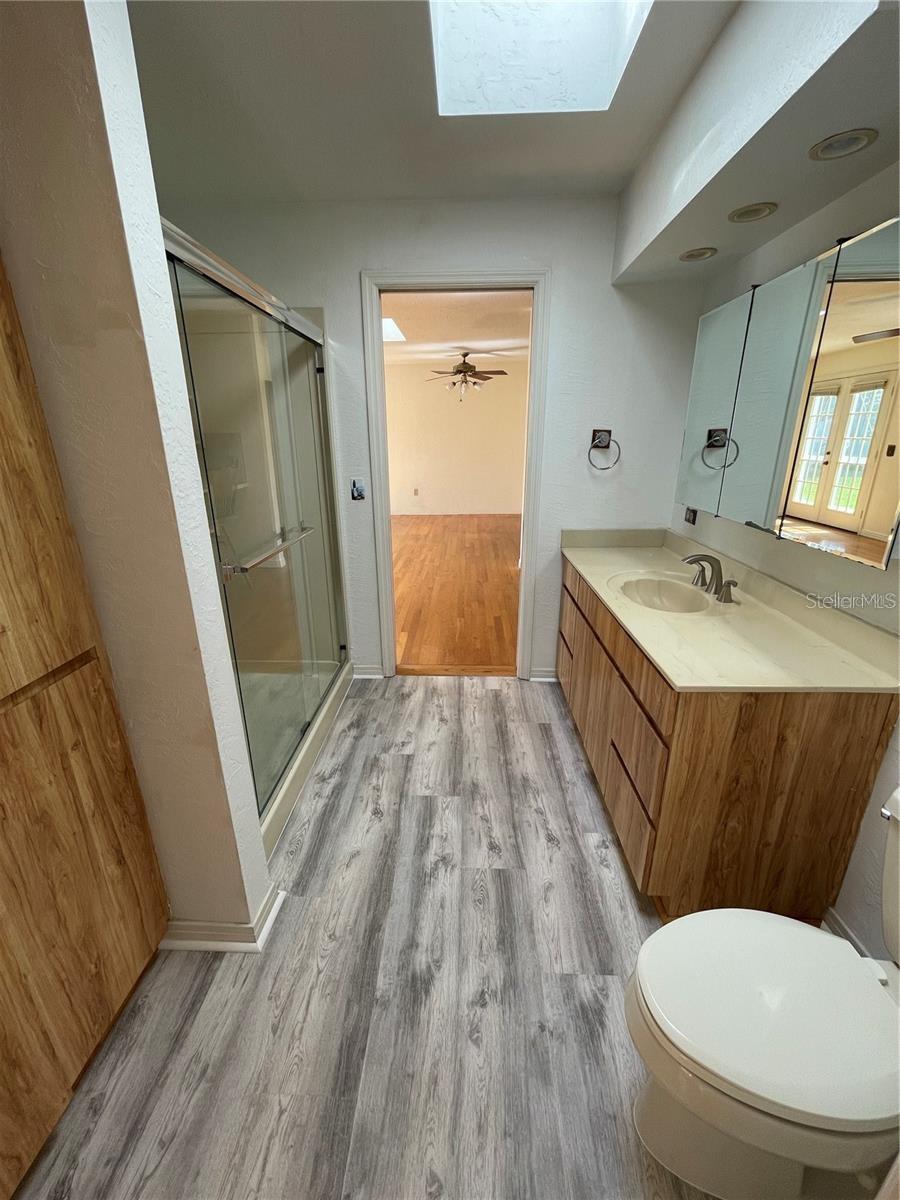Image 14 of 21 For 273 Catalan Boulevard Ne