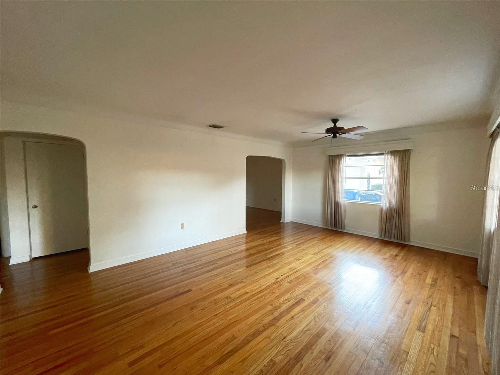 Image 6 of 21 For 273 Catalan Boulevard Ne