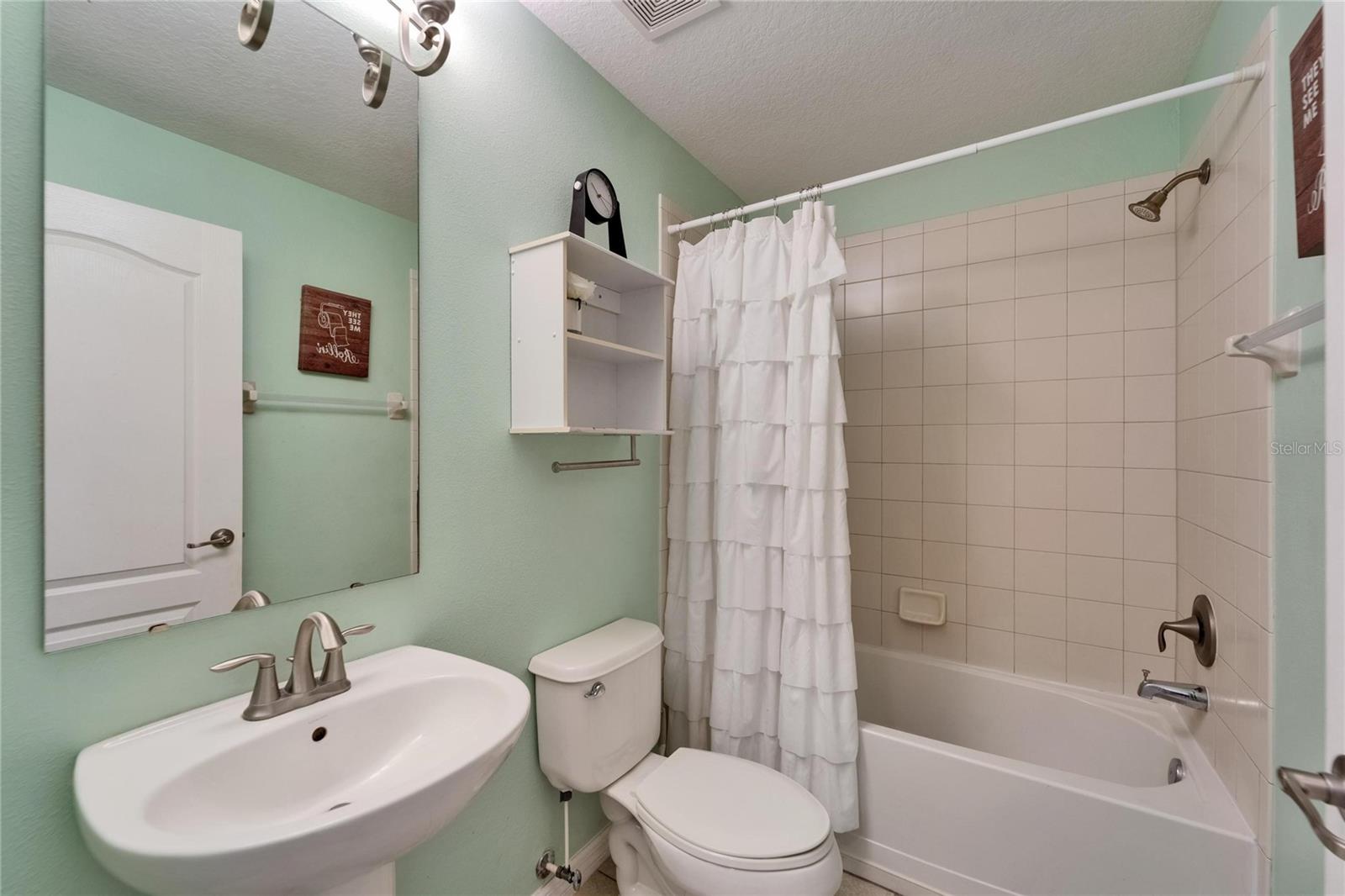 Image 24 of 53 For 13252 Graham Yarden Drive