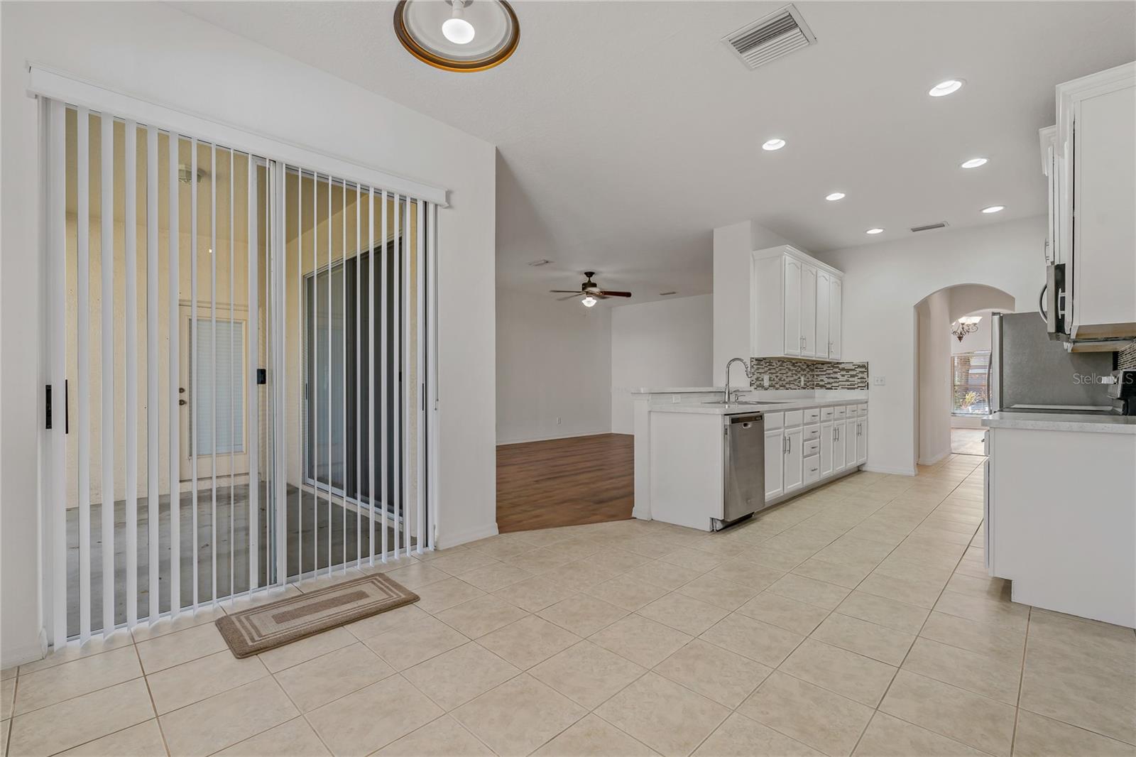 Image 11 of 36 For 12814 Cattail Shore Lane