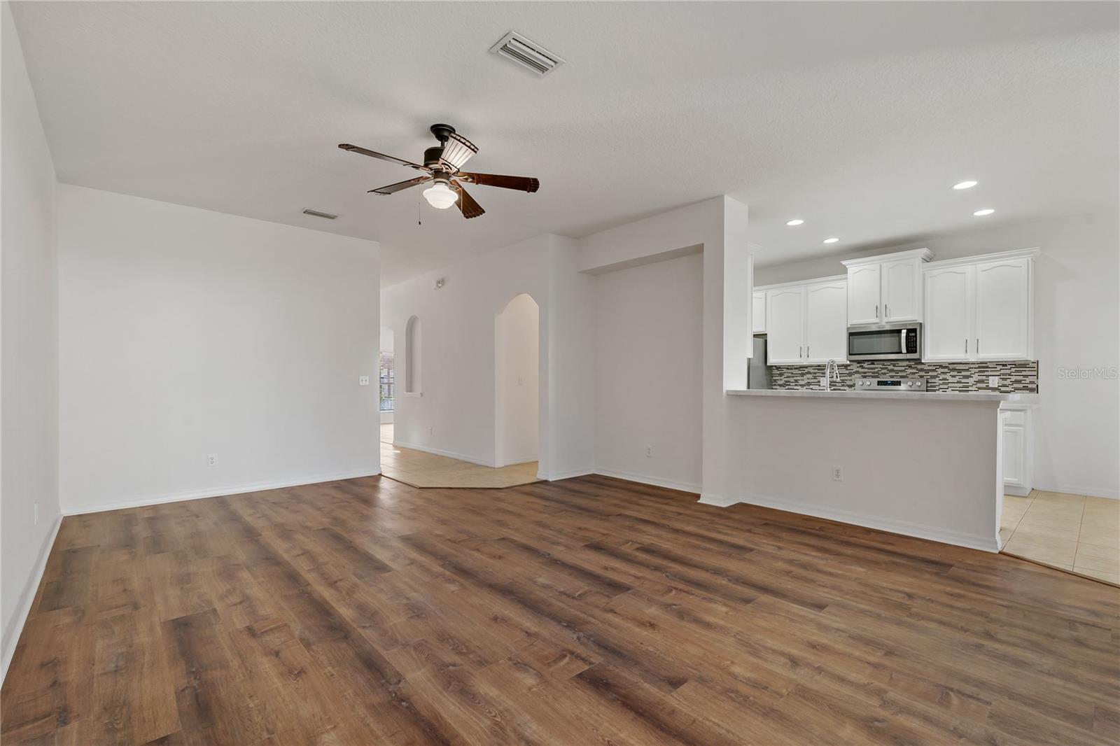 Image 12 of 36 For 12814 Cattail Shore Lane