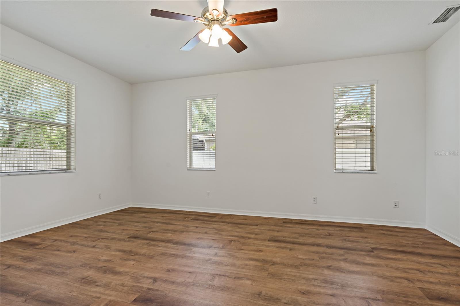 Image 14 of 36 For 12814 Cattail Shore Lane