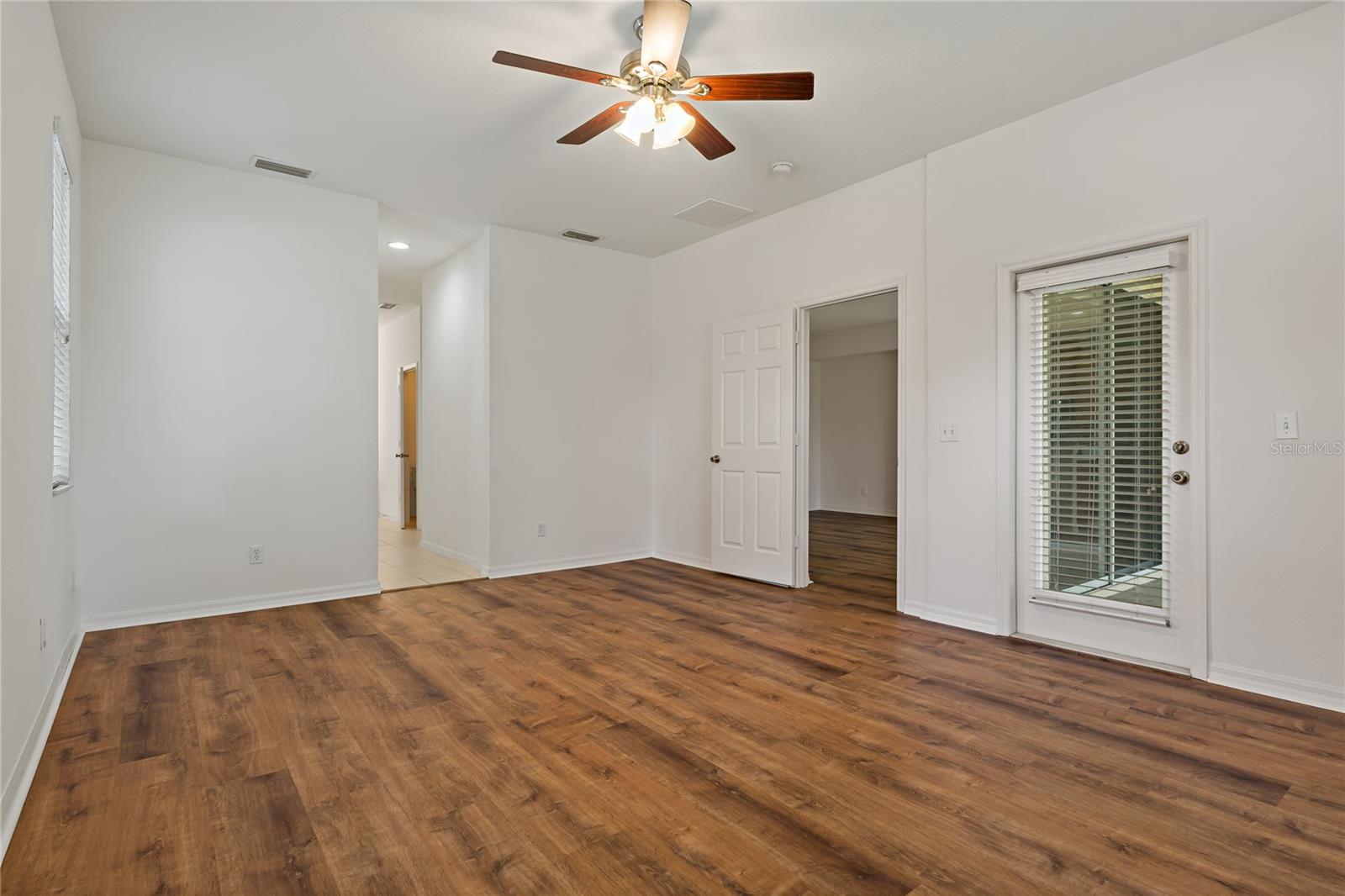 Image 15 of 36 For 12814 Cattail Shore Lane