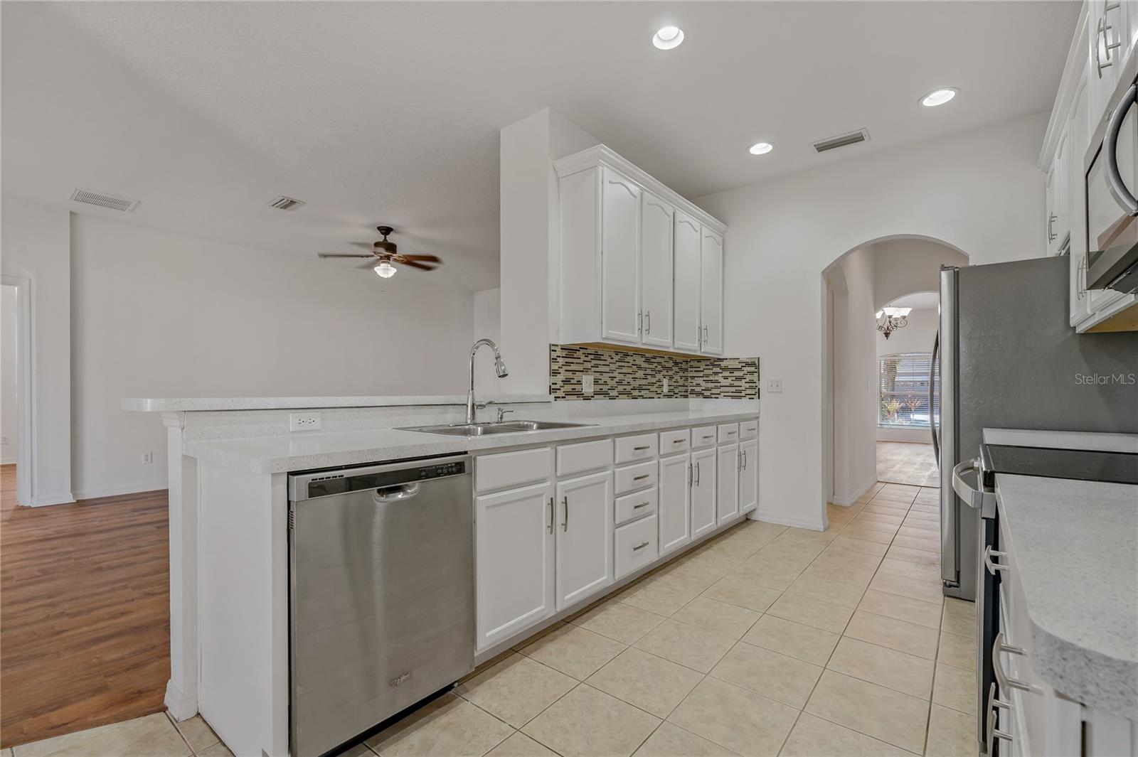 Image 9 of 36 For 12814 Cattail Shore Lane