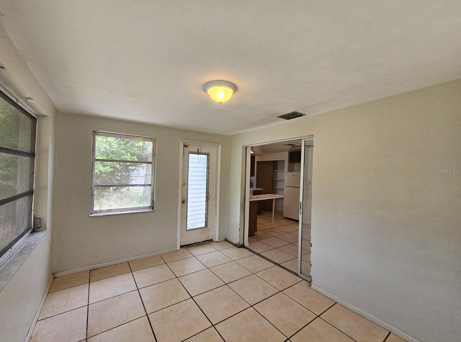 Image 4 of 10 For 1019 Maybury Drive