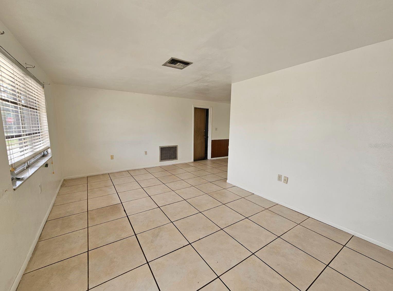 Image 9 of 10 For 1019 Maybury Drive
