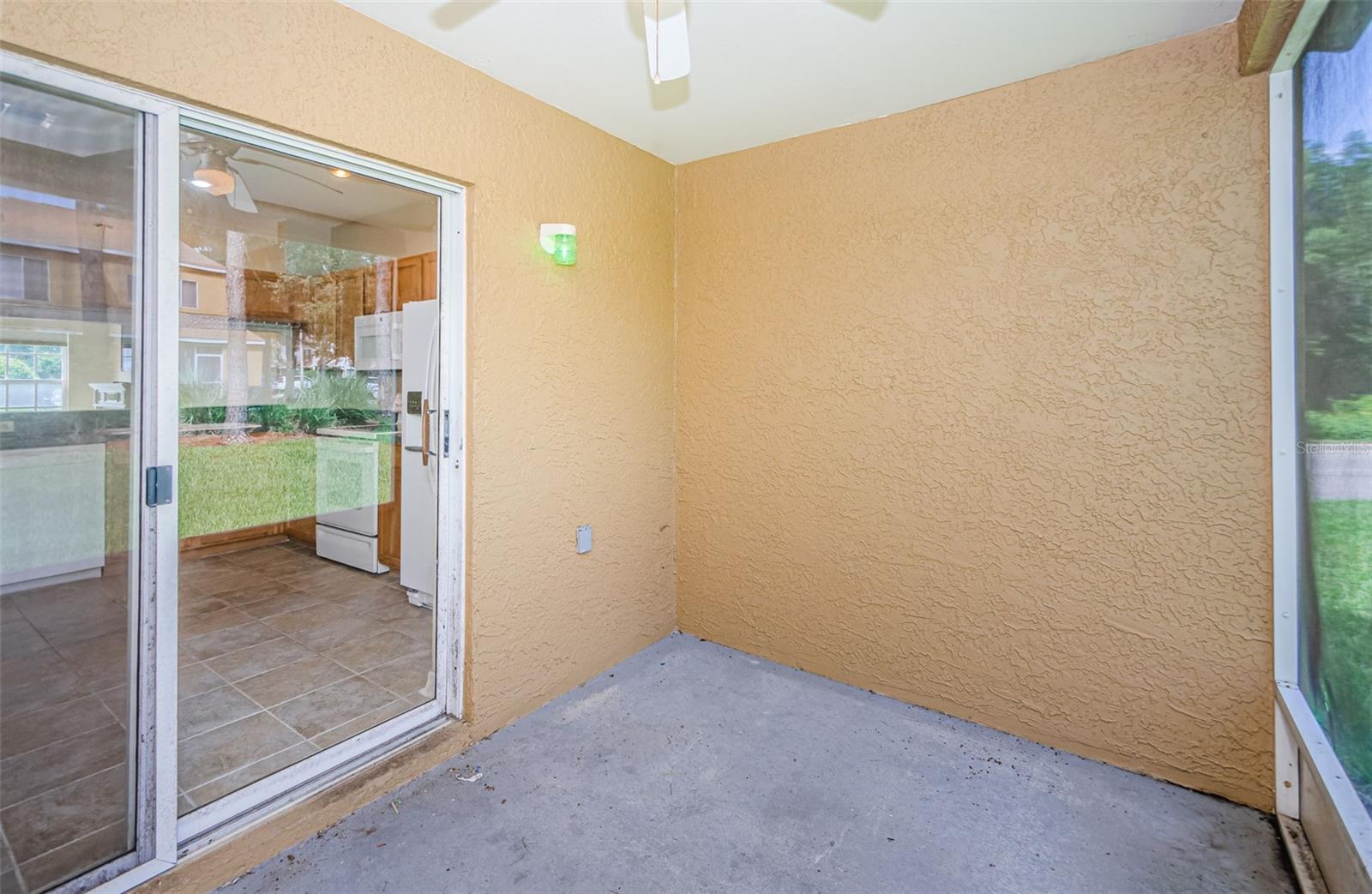 Image 17 of 27 For 1241 Redondo Way