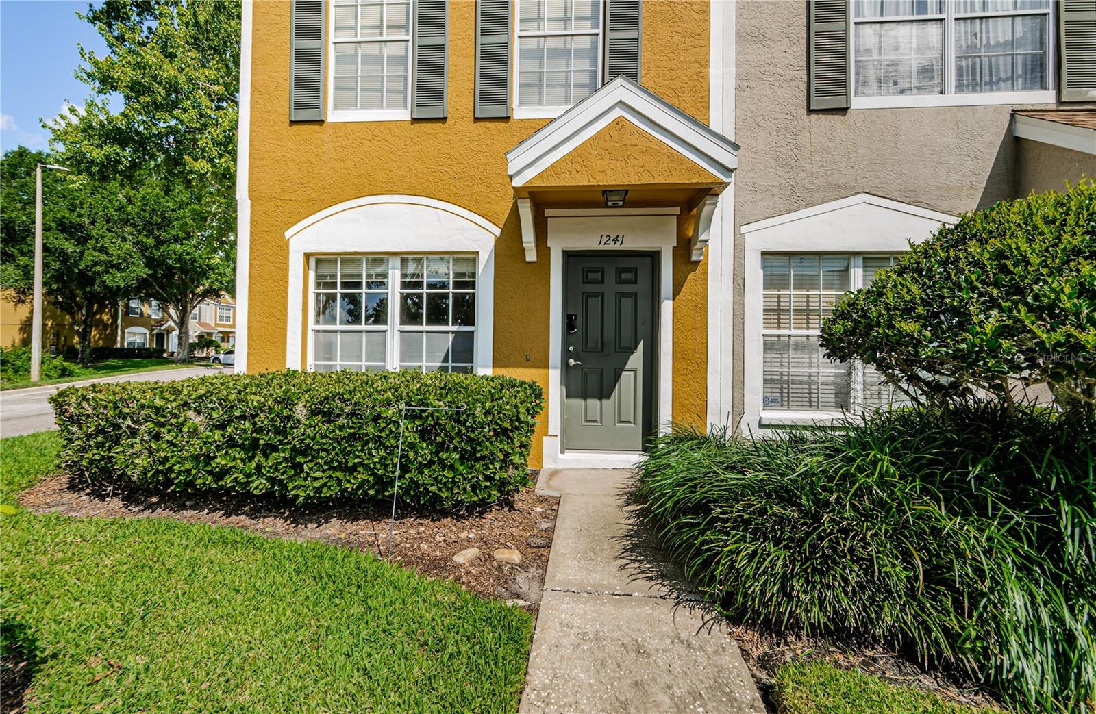 Image 23 of 27 For 1241 Redondo Way