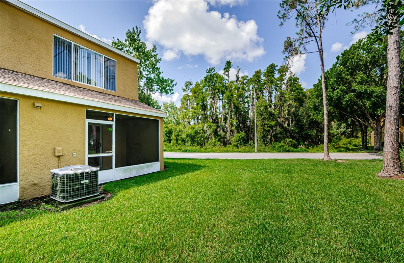 Image 24 of 27 For 1241 Redondo Way