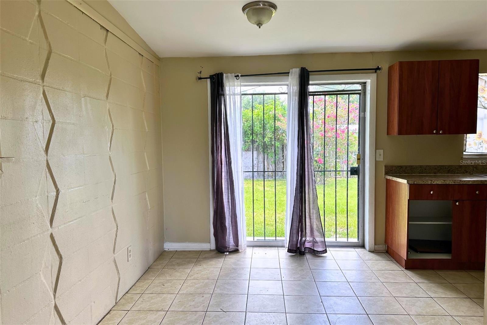 Image 6 of 14 For 5016 86th Street
