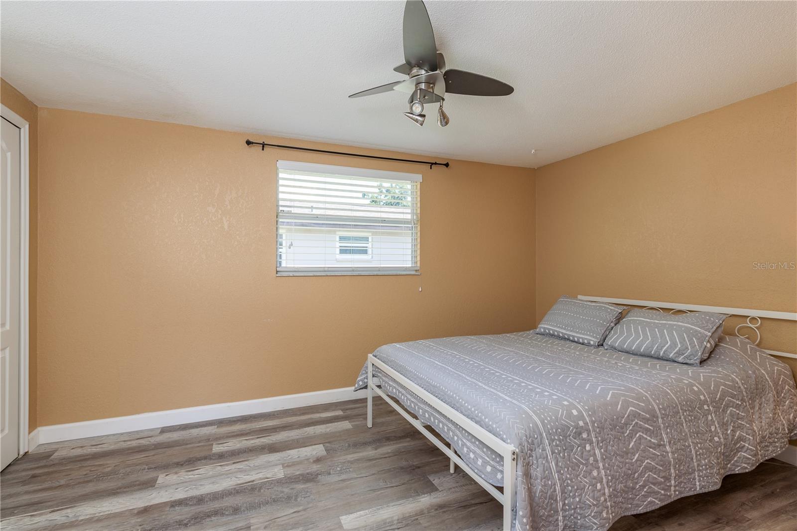 Image 15 of 33 For 6658 Stewart Avenue N