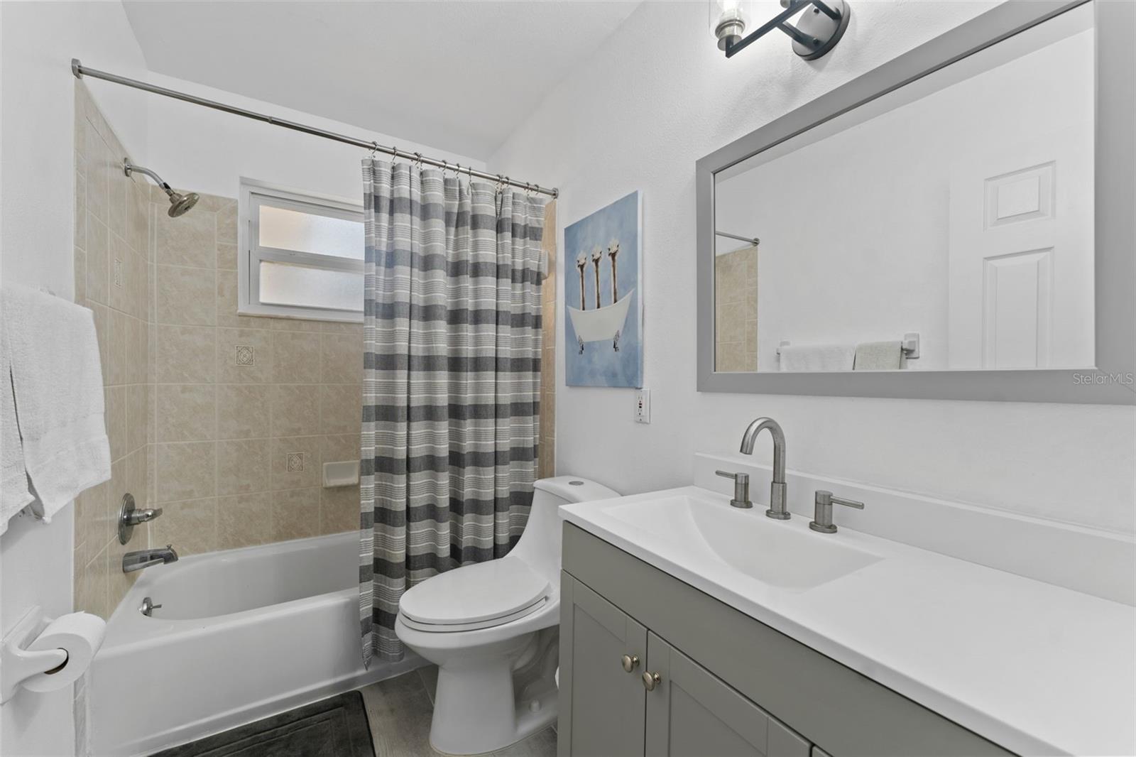 Image 17 of 27 For 4136 Whiting Drive Se